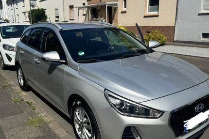 Hyundai i30 120.000 km 10.249 &euro; Duisburg 47169