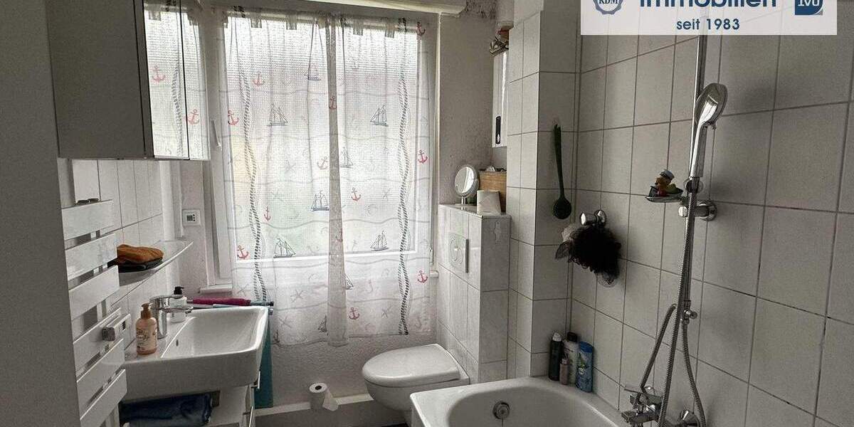 Etagenwohnung Essen Borbeck-Mitte - 3 Zimmer, 65 m&sup2;, 165.000&euro; | Angebot:25703163