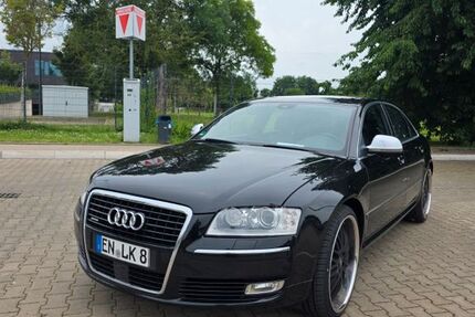 Audi A8 204.000 km 7.700 &euro; Düsseldorf 40233