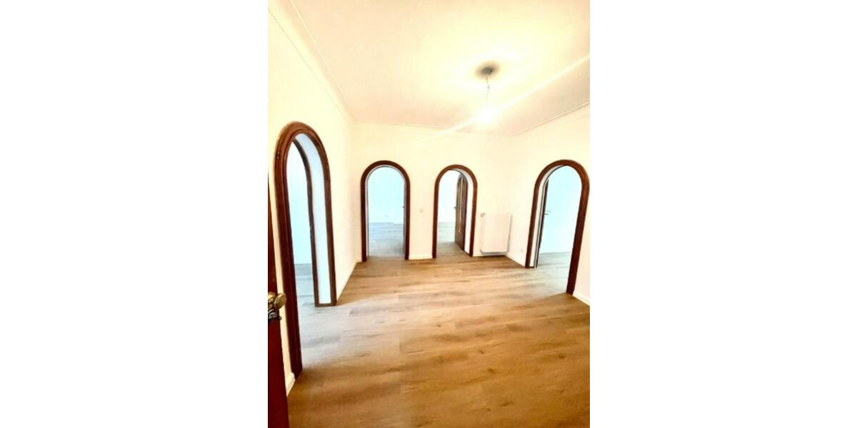 Maisonettenwohnung Düsseldorf Stadtbezirk 6 - 7 Zimmer, 185 m&sup2;, 2.900&euro; | Angebot:25960261