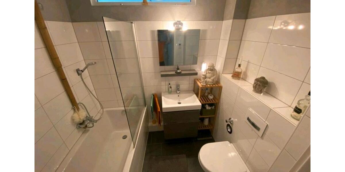 Etagenwohnung Duisburg Angerhausen - 3.5 Zimmer, 70 m&sup2;, 218.000&euro; | Angebot:25483506