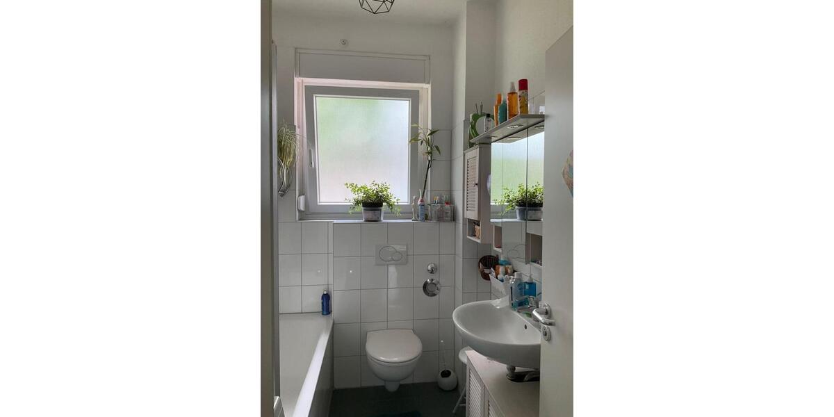 Etagenwohnung Essen Stadtbezirk III - 3.5 Zimmer, 83 m&sup2;, 782&euro; | Angebot:25756981