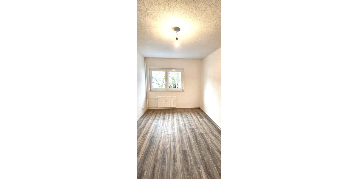 Erdgeschoßwohnung Essen Stadtbezirk IV - 3 Zimmer, 55 m&sup2;, 469&euro; | Angebot:25887563