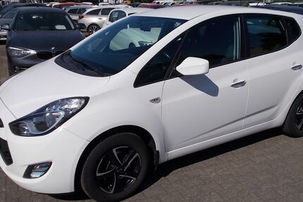 Hyundai ix20 106.989 km 7.500 &euro; Willich 47877
