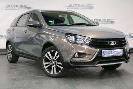 Lada Vesta 49.000 km 13.990 &euro; Duisburg 47057