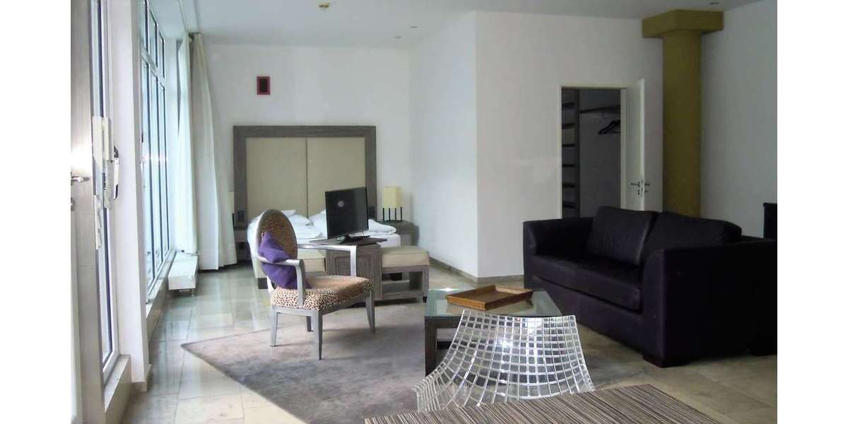 Zimmer Düsseldorf Stadtmitte - 1 Zimmer, 1.300&euro; | Angebot:24272634