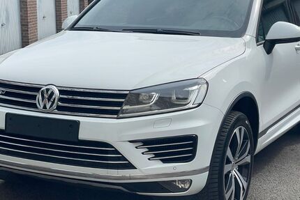 VW Touareg 227.543 km 14.750 &euro; Krefeld 47799