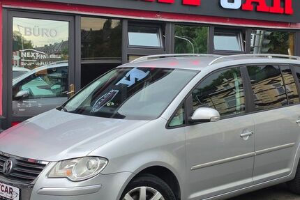 VW Touran 198.000 km 2.499 &euro; Mülheim an der Ruhr 45476