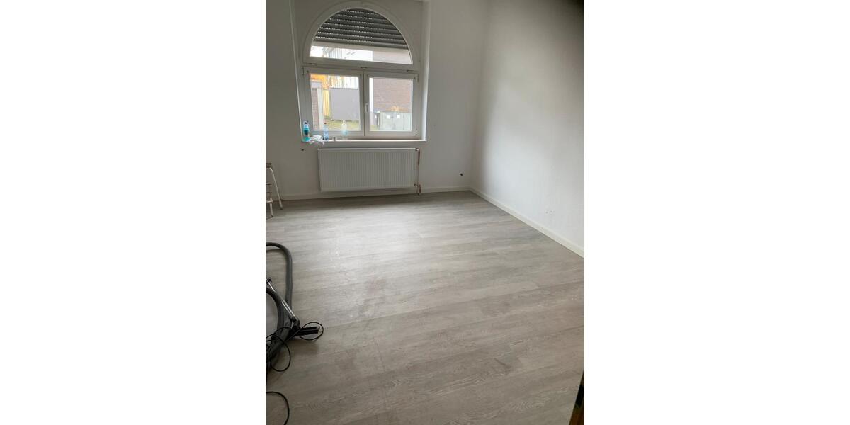 Mehrfamilienhaus, Wohnhaus Duisburg Duisburg-Mitte - 10 Zimmer, 155 m&sup2;, 400.000&euro; | Angebot:25934804