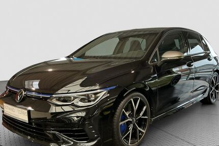 VW Golf 9.614 km 41.995 &euro; Neuss 41469