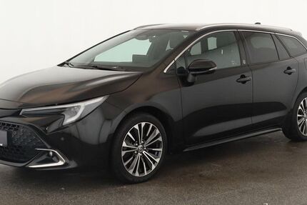 Toyota Corolla 28.700 km 27.484 &euro; Düsseldorf 40233