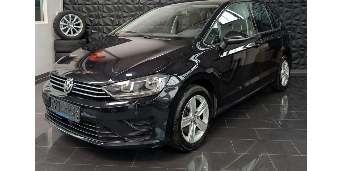 VW Golf 221.000 km 6.900 &euro; Solingen 42699