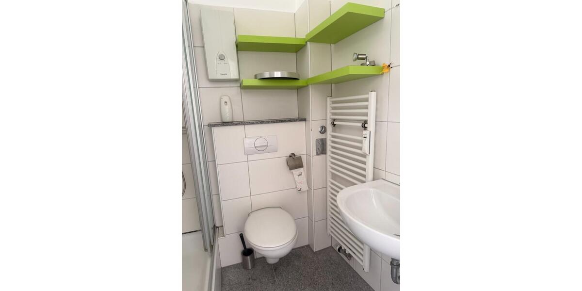 Etagenwohnung Wuppertal Elberfeld - 2 Zimmer, 76 m&sup2;, 647&euro; | Angebot:25857945