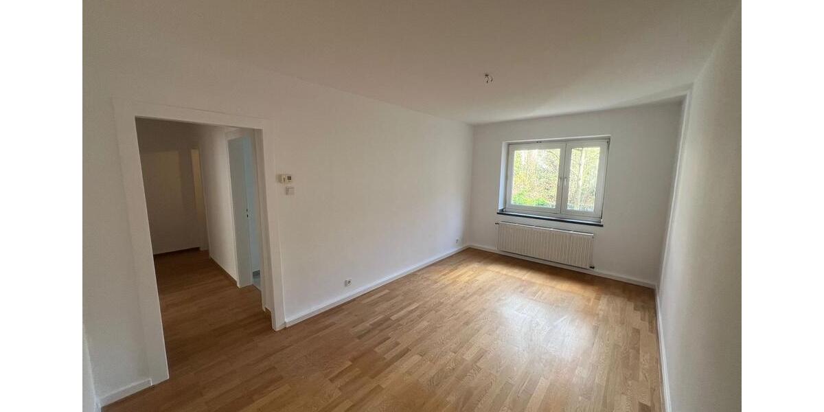 Etagenwohnung Essen Stadtbezirk II - 3.5 Zimmer, 63 m&sup2;, 775&euro; | Angebot:25978307