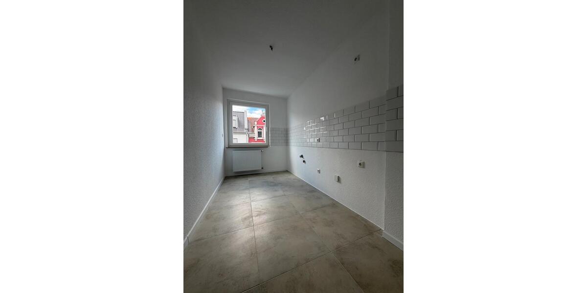 Etagenwohnung Duisburg Mittelmeiderich - 3 Zimmer, 85 m&sup2;, 1.100&euro; | Angebot:27555220