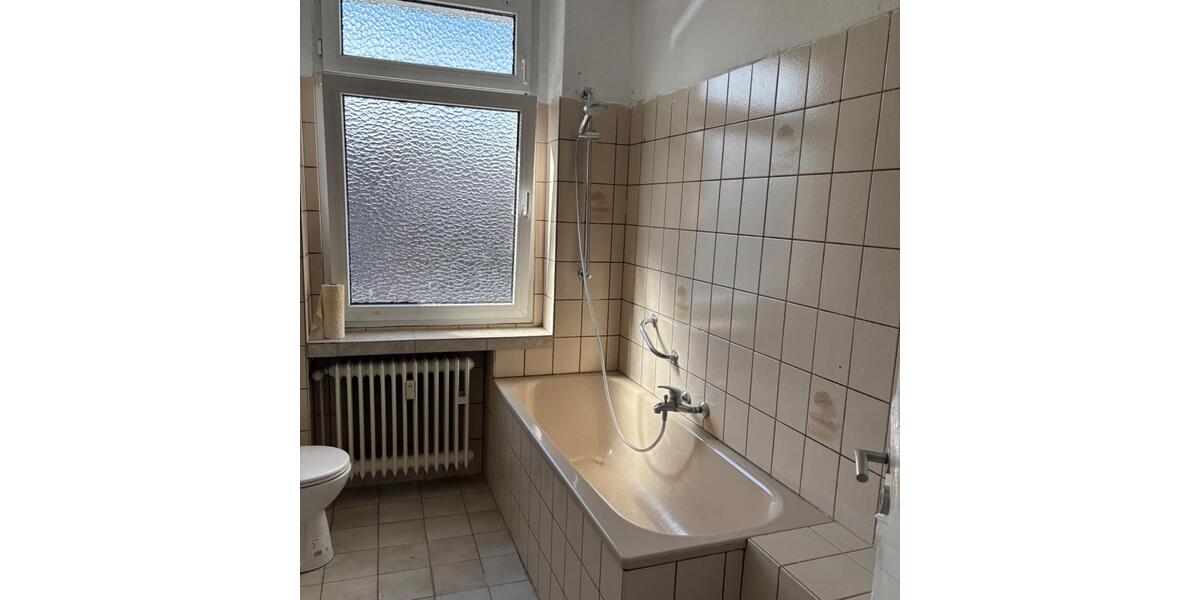Etagenwohnung Gelsenkirchen Rotthausen - 4 Zimmer, 95 m&sup2;, 600&euro; | Angebot:27553795