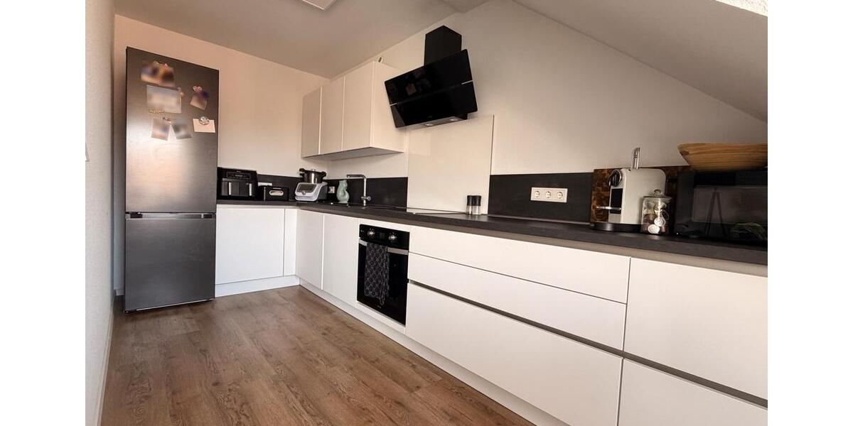 Dachgeschoßwohnung Duisburg Huckingen - 3 Zimmer, 70 m&sup2;, 230.000&euro; | Angebot:27213800