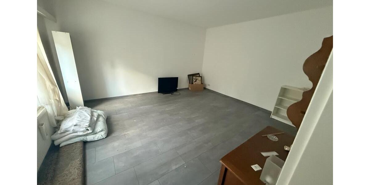 Einfamilienhaus Krefeld Benrad - 7 Zimmer, 250 m&sup2;, 400.000&euro; | Angebot:27162454