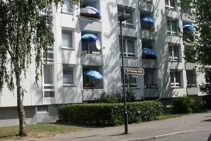 Wohnung Düsseldorf Stadtbezirk 10 - 3 Zimmer, 81 m&sup2;, 902&euro; | Angebot:25901441