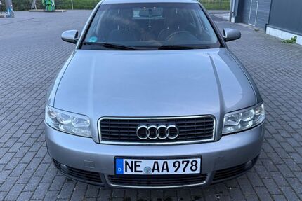 Audi A4 218.000 km 1.000 &euro; Neuss 41472