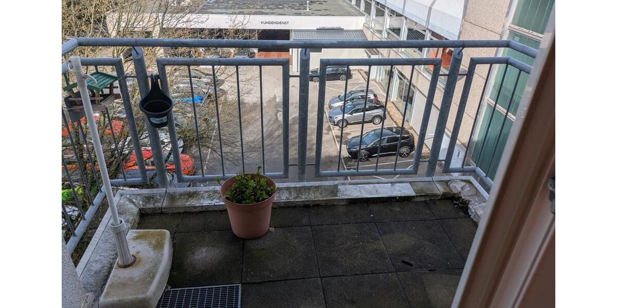 Dachgeschoßwohnung Solingen Mitte - 2 Zimmer, 43 m&sup2;, 681&euro; | Angebot:25541390