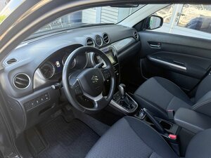 Suzuki Vitara 1.4 Comfort A/T Hybrid +CarPlay+LED+Iso+ 81.468 km 17.890 &euro; Meerbusch 40667