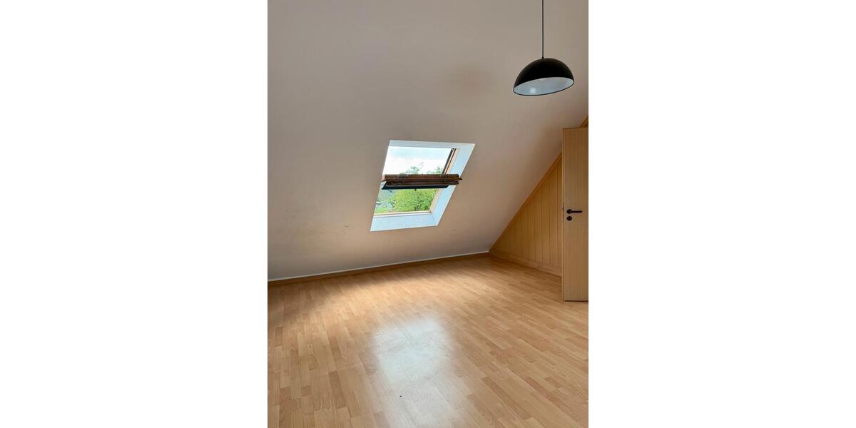 Doppelhaushälfte Ratingen Lintorf - 5 Zimmer, 122 m&sup2;, 654.321&euro; | Angebot:27496813