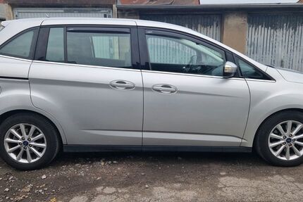 Ford Grand C-Max 169.000 km 8.699 &euro; Gelsenkirchen 45881