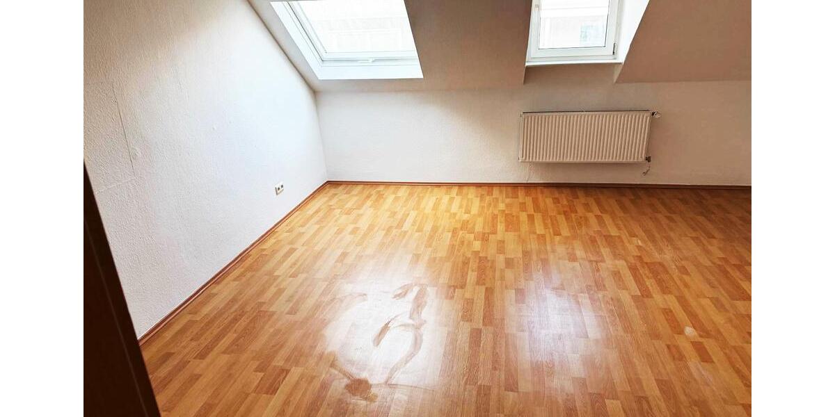 Dachgeschoßwohnung Gelsenkirchen Rotthausen - 3 Zimmer, 80 m&sup2;, 609&euro; | Angebot:27577041