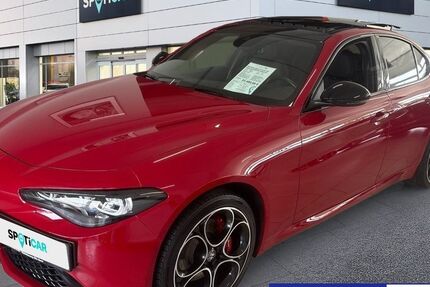 Alfa Romeo Giulia 22.709 km 34.980 &euro; Solingen 42655