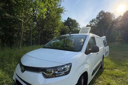 Toyota Proace City 92.000 km 18.999 &euro; Solingen 42699
