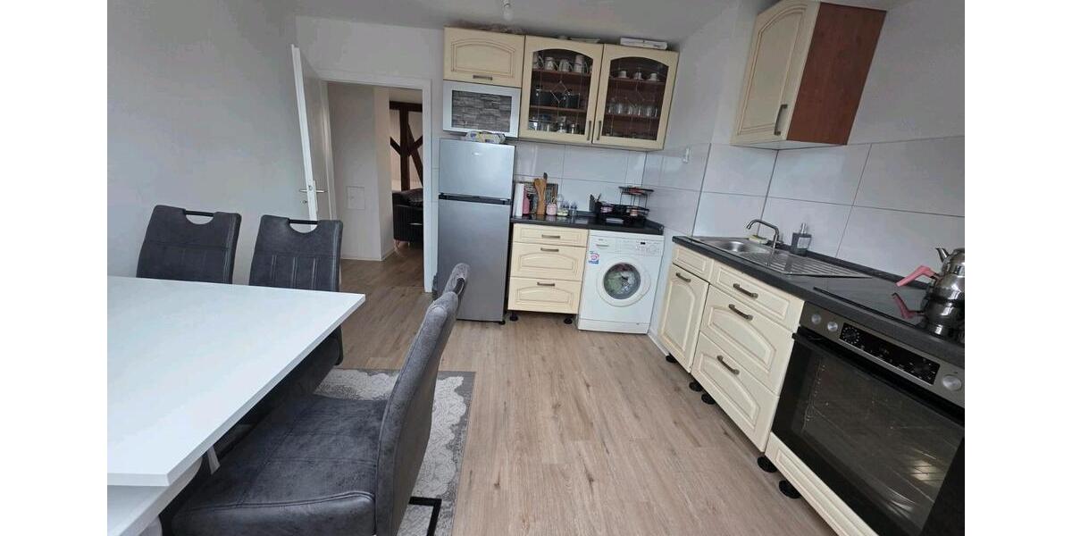 Dachgeschoßwohnung Wuppertal Gemarkung Langerfeld - 5 Zimmer, 120 m&sup2;, 230.000&euro; | Angebot:22881440